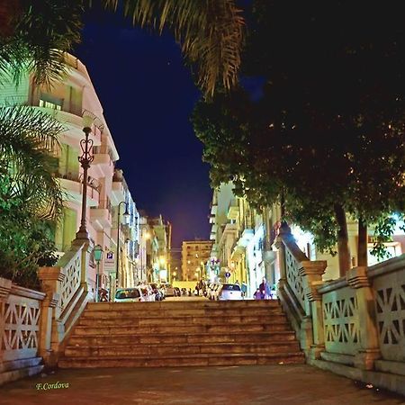 Reggio Central House Low Cost Per 4 Reggio di Calabria Kültér fotó
