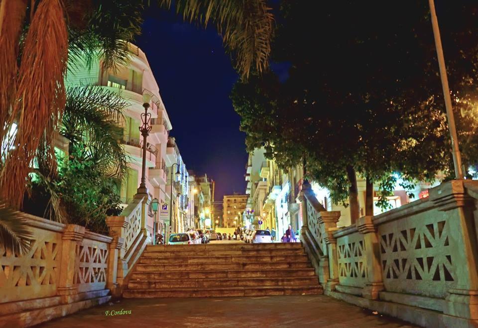 Reggio Central House Low Cost Per 4 Reggio di Calabria Kültér fotó