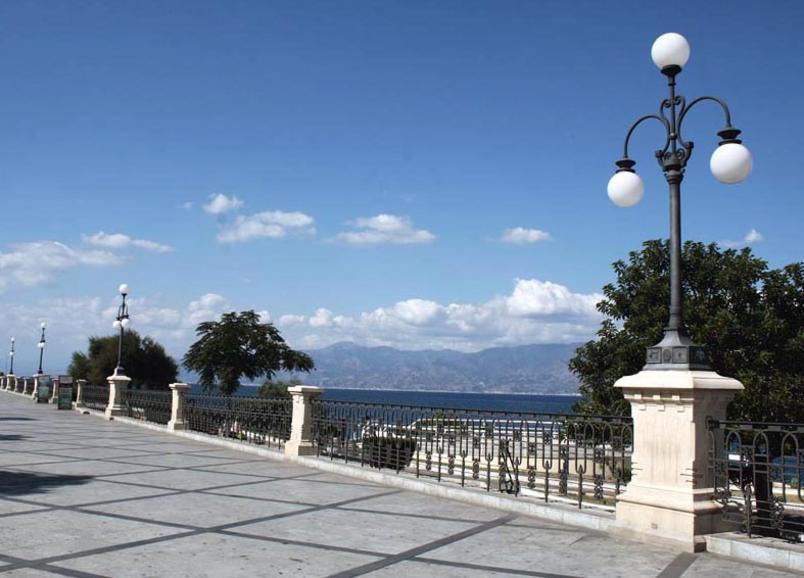 Reggio Central House Low Cost Per 4 Reggio di Calabria Kültér fotó