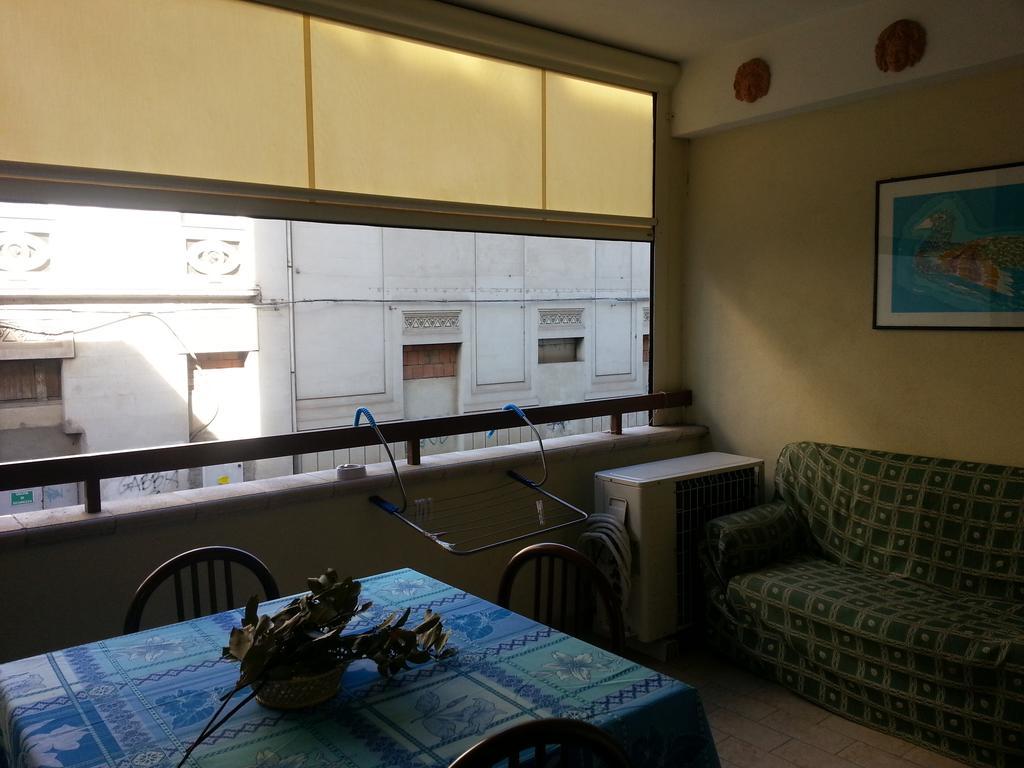 Reggio Central House Low Cost Per 4 Reggio di Calabria Kültér fotó