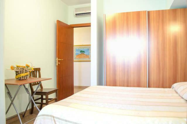 Reggio Central House Low Cost Per 4 Reggio di Calabria Kültér fotó